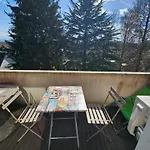 L\'Hippique - Parking - Vue Pyrenees - Balcon