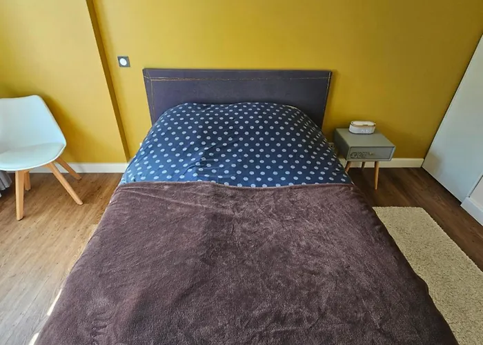 L\'Hippique - Parking - Vue Pyrenees - Balcon