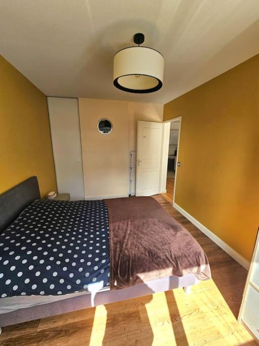 L'hippique - Parking - Vue Pyrenees - Balcon Appartement